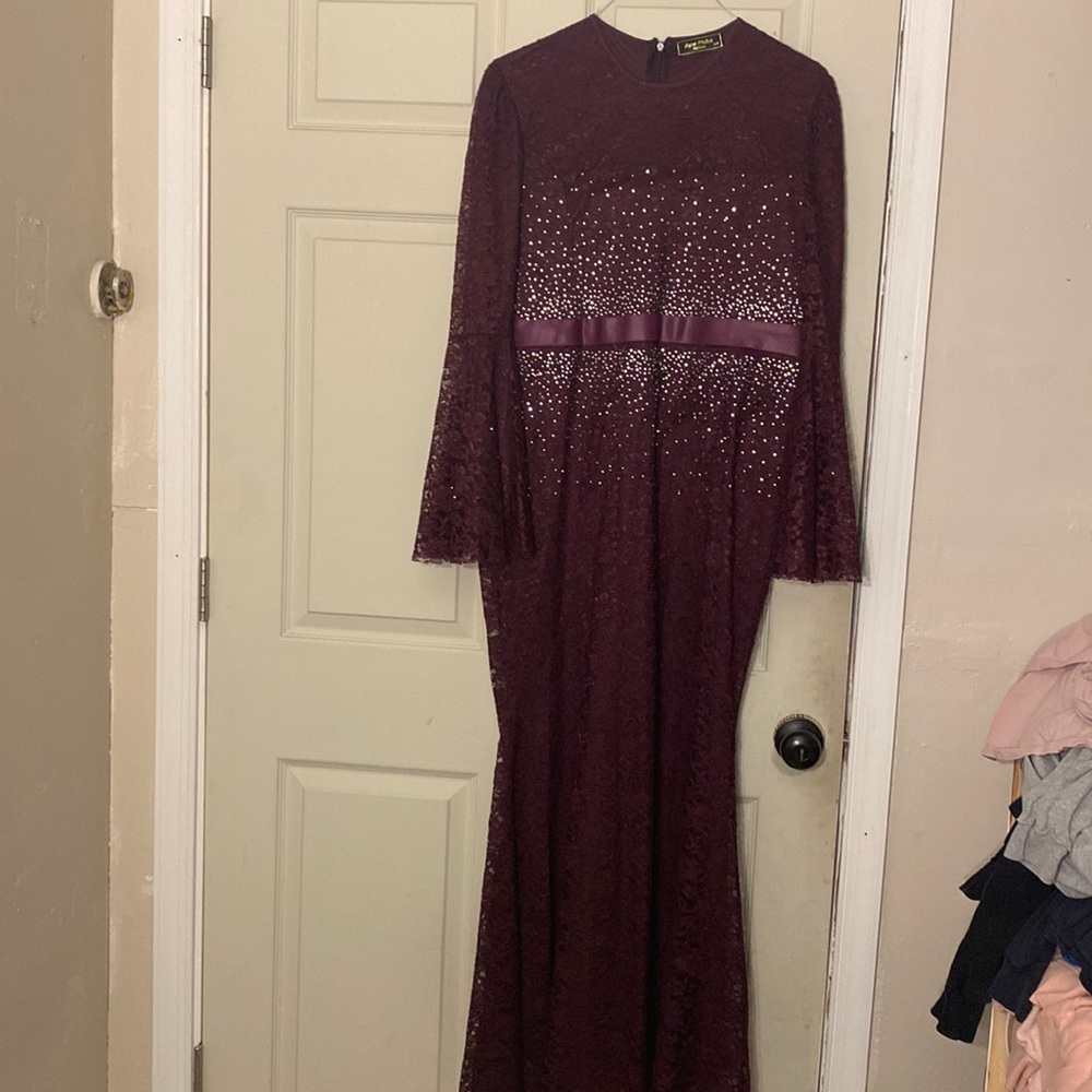 NEW! Never worn!! Laced maroon beaded dress with zip up back.